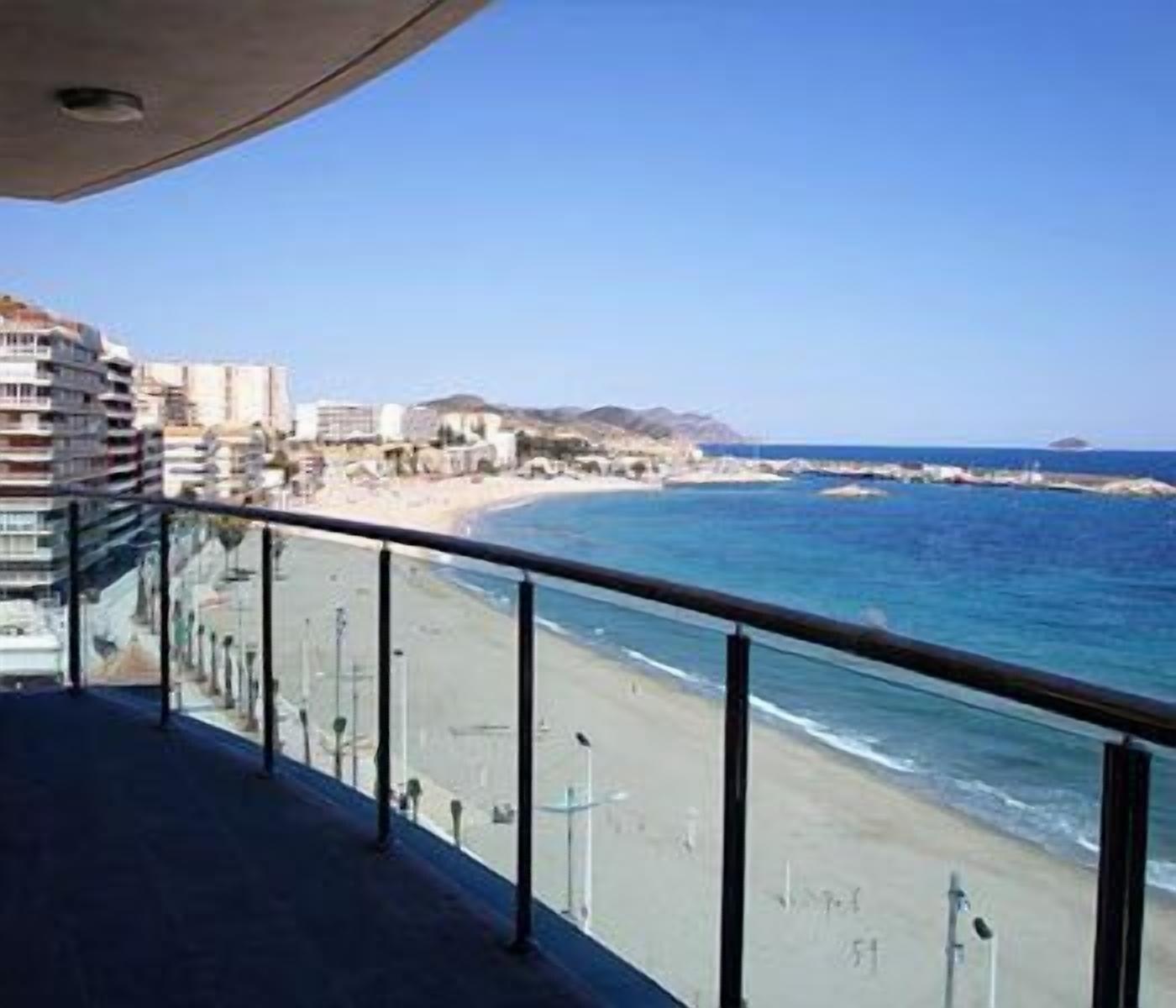 Hotel Allon Mediterrania Villajoyosa Esterno foto